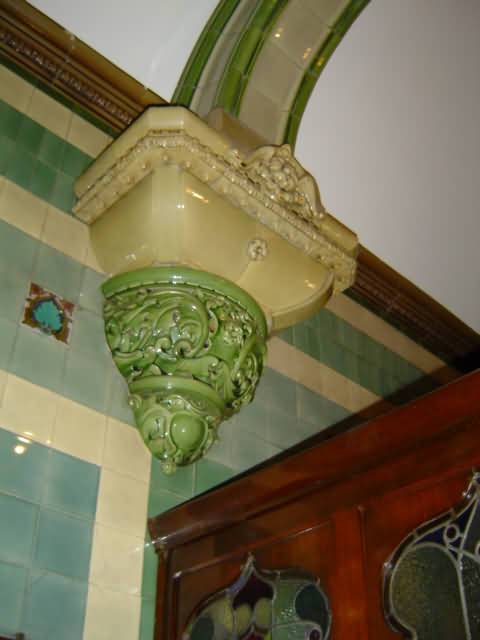 Earthenware corbel