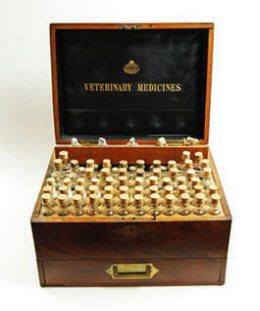 Veterinary medicines box