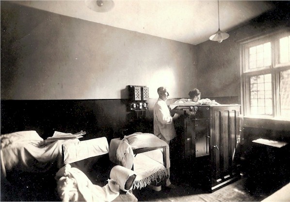 Electric treatments room