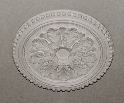 Central moulding